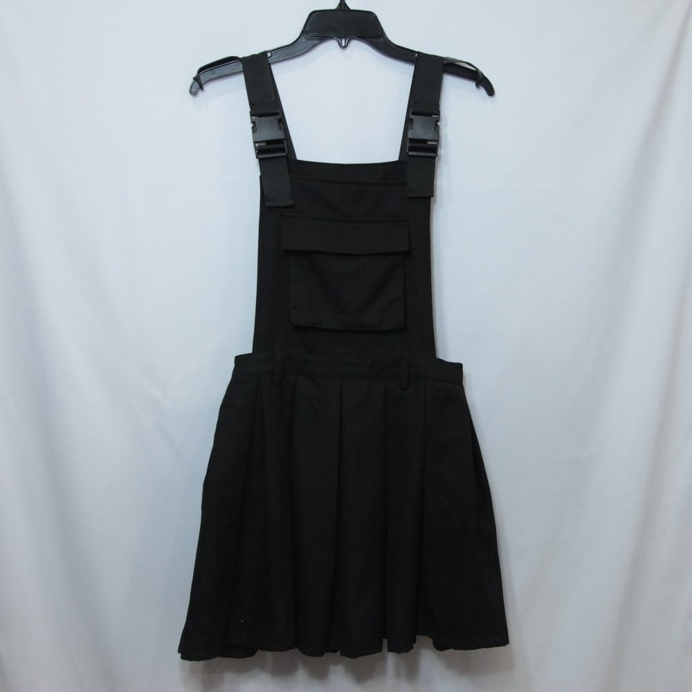 Hot Topic Black Cargo Skirtall